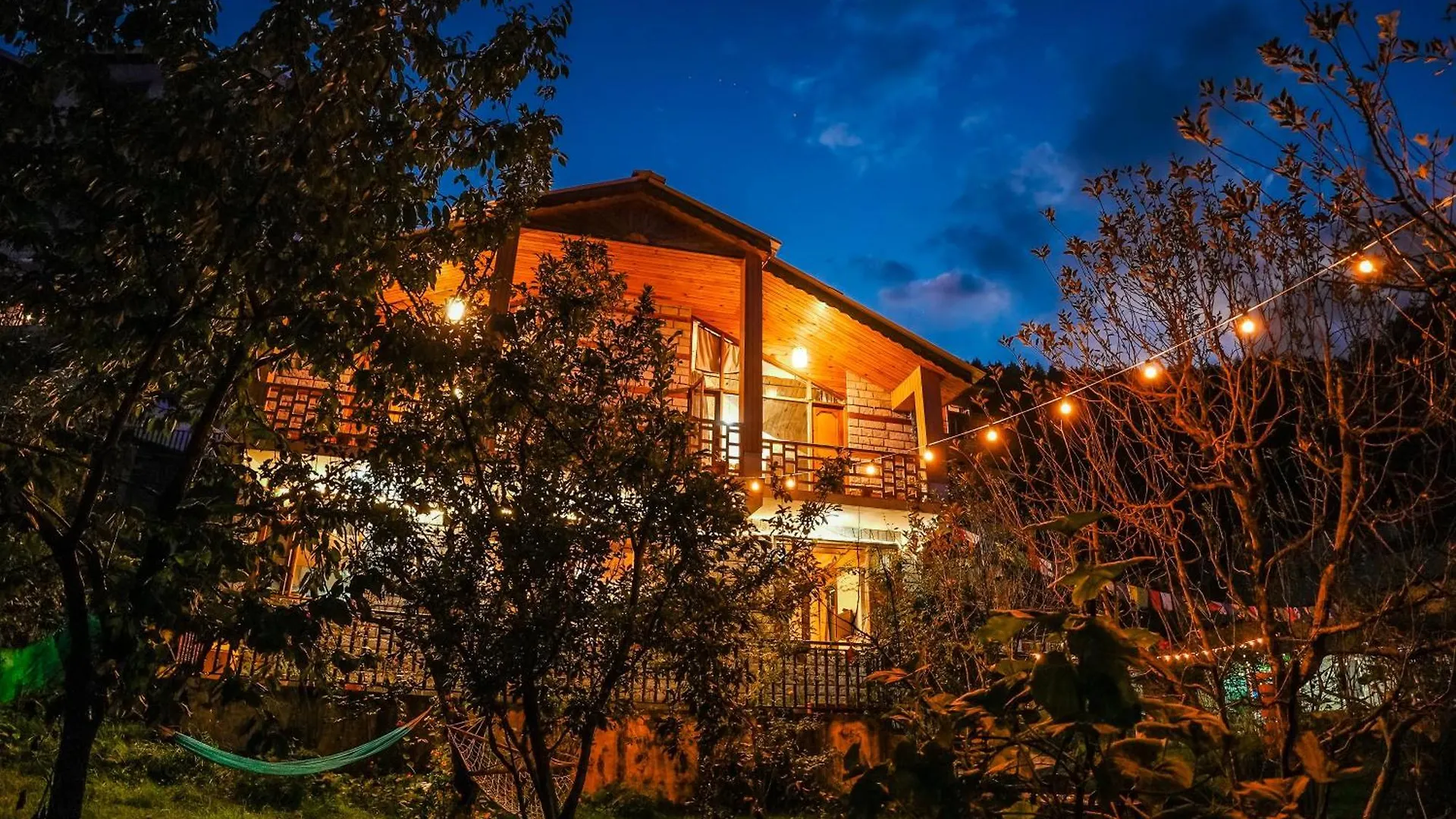 The Raarees Mist Resort, Munnar - Nested In Nature'S Lap 4*,