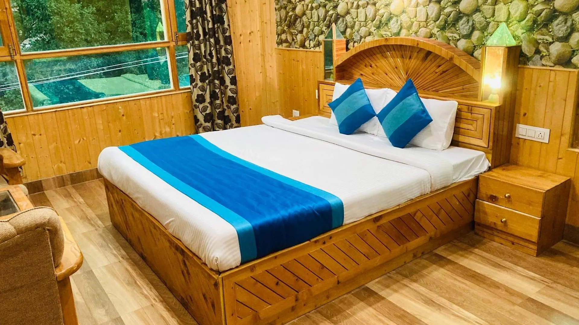 The Raarees Mist Resort, Munnar - Nested In Nature'S Lap